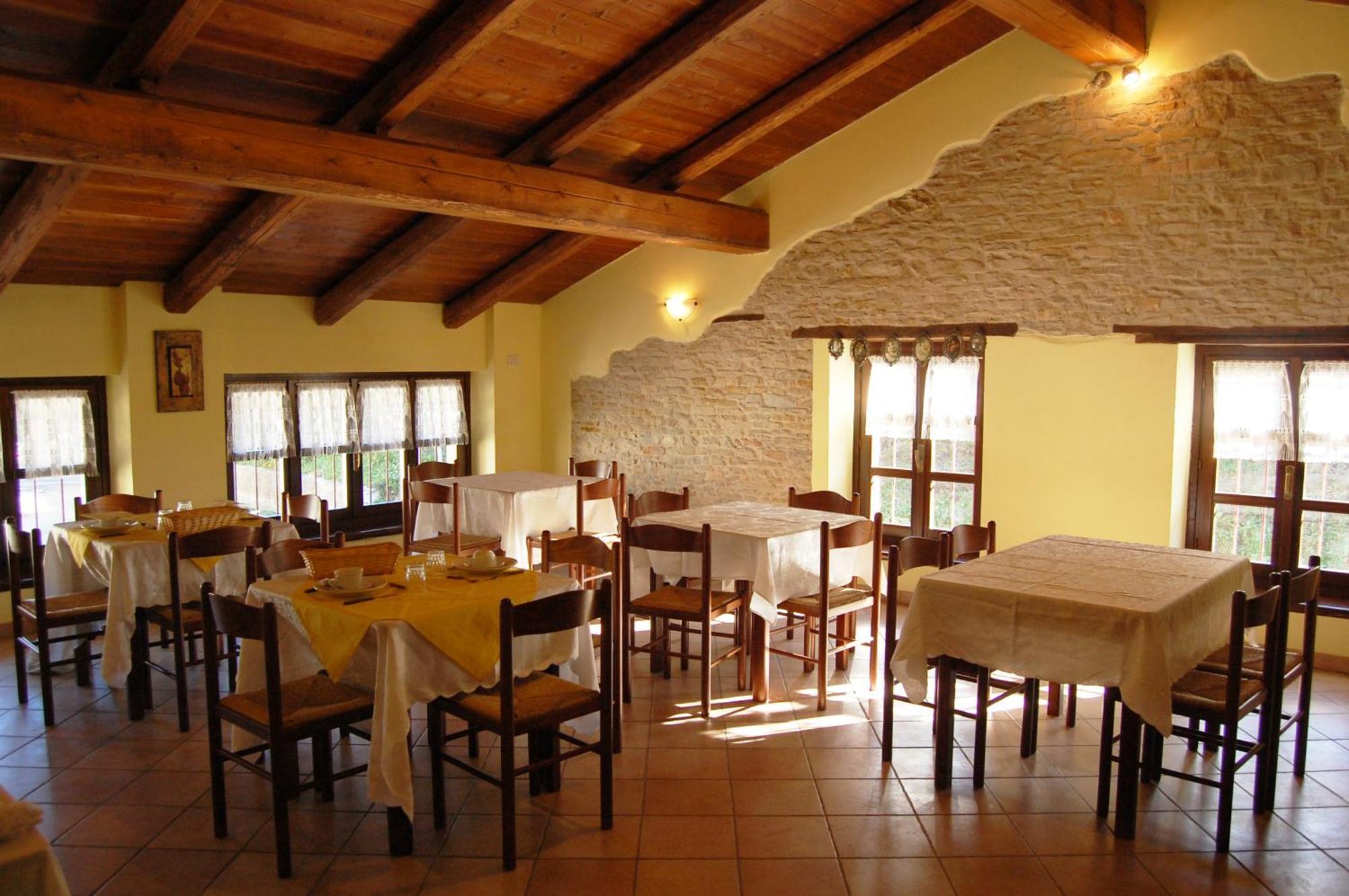 Agriturismo 'D Raine Montelupo Albese Экстерьер фото