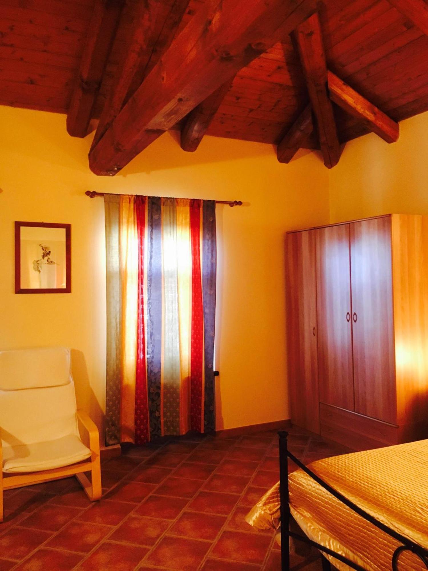 Agriturismo 'D Raine Montelupo Albese Экстерьер фото
